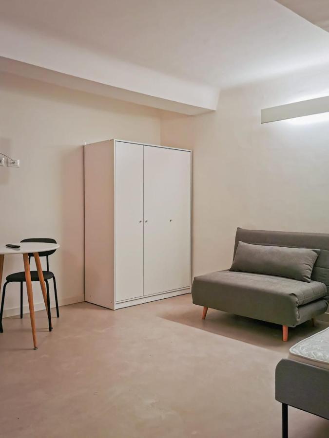 De Ville Guest House Генуя Екстер'єр фото